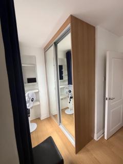 Stockley Apartments - Central - 5