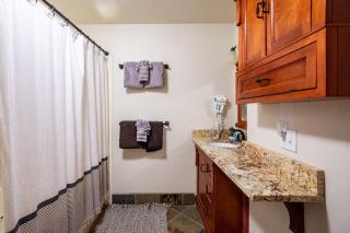 Visit Park City 1BD 1BA Condo in Prime Location - 2