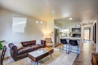 Pets Ok with Free parking and Dishwasher on Willy Street - 5