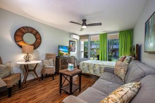 Ultimate Beach Retreat 2BD Suite with Pool, Hot Tub - 4