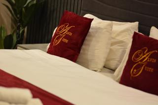 Goldcrest Mall & Residency Luxury Apartments by Alvis Suite - 4