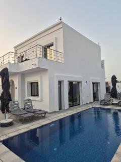 Villa Tozali avec piscine chauffée - 2