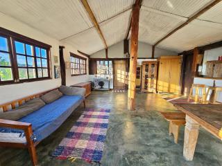 Sítio com lindo pôr do sol, tranquilidade na serra de Carrancas com riacho - 2