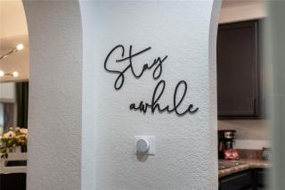 3 bed - Private Oasis - Completley Immaculate - 3