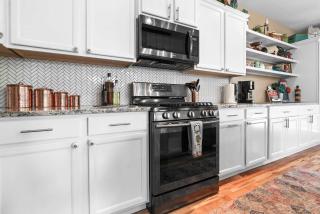 Goodyear Gem Jacuzzi Grill Outdoor Oasis - 6