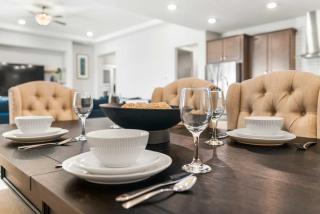 Luxe Goodyear Oasis Pool King Suite Grill - 7