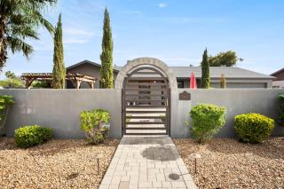 Sierra House Desert Oasis 2 outdoor spaces - 8