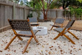 Stylish Retreat 10 Min to Domain&Q2 Gym &Games - 6