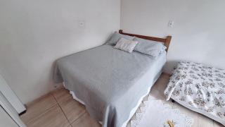 KITNET S1 em TORRES-RS - Na mais bela praia Gaúcha - Cozinha - Banheiro - Ar condicionado - TV e Wi-Fi - Estacionamento - Anfitriã Superhost no BnB - 9