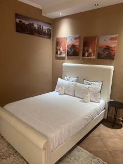 Cozy Place in Windhoek - 1