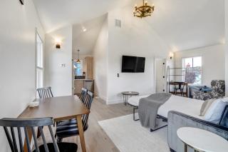 Whitewater Peak - Cozy Retreat with Scenic Views - 2