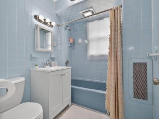 Spacious Allston 5BR | 2 Baths + Parking - 4