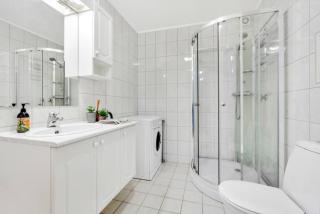 Central and modern studio - close to everything - 4