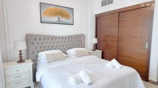 Sparkle Towers 1BR full Marina View 3 Steps to JBR - 2