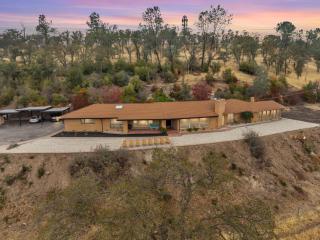 Ranch Stay-A 240 acre Working Ranch - 8