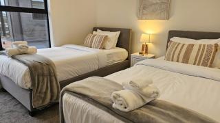 Boutique Living Te Kanawa 2BR - 4