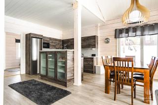 Holiday In Lapland - Rukan Lepola - 8