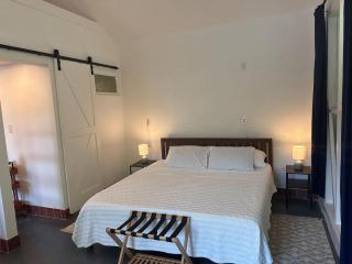 Pecan Pool House - 9