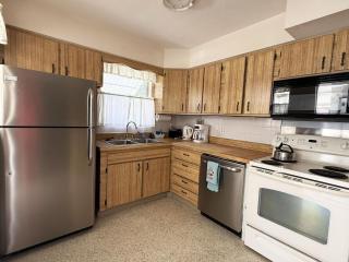 Sun, Sand & Savings - Bonita Cozy Cottage Escape - 7