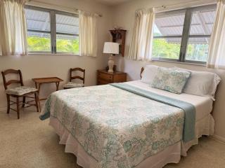 Sun, Sand & Savings - Bonita Cozy Cottage Escape - 3