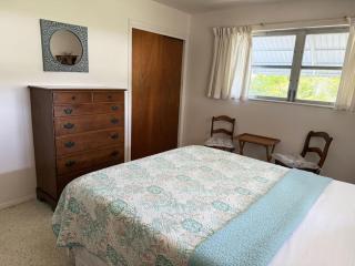 Sun, Sand & Savings - Bonita Cozy Cottage Escape - 2