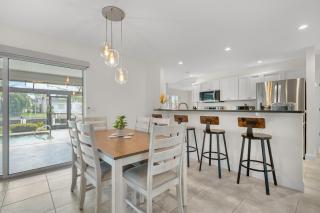 3BR Waterfront Home – Heated Saltwater Pool & Dock - 1