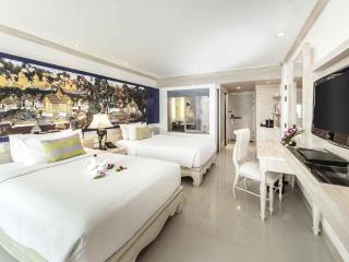 Novotel Phuket Resort - Patong Beach - 3