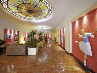 Mercure Reggio Emilia Centro Astoria - 0