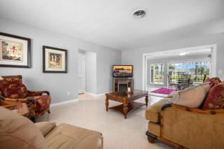 Lemon Bay Canal Home – Pool Hot Tub & Boat Dock - 8