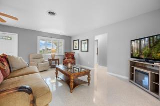 Lemon Bay Canal Home – Pool Hot Tub & Boat Dock - 3