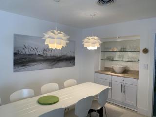 Bunk Up by the Beach – 3BR Just Steps to Beach - 7