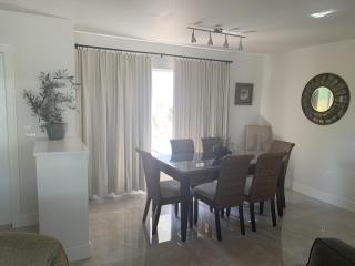 Charming 2BR Pool Home Near Manasota Key - 5