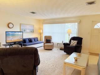 2BR on Oyster Creek – Boat Dock & Beach - 0