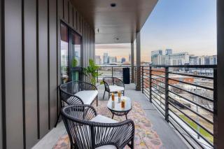 Hyve-The Dolly Parton Experience-Private Balcony - 6