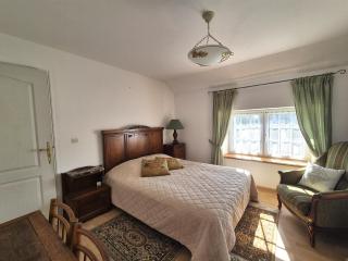 Spacious Family Home Near the Sea - 6