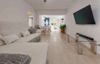 Beautiful Home In Fuengirola With Wifi - 2