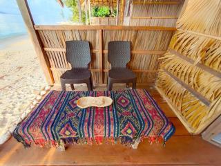 Kamar Raja Bungalow - 4