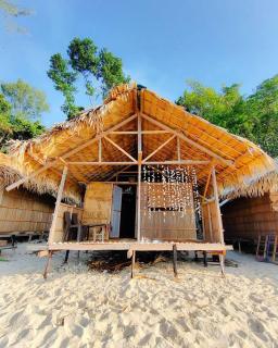 Kamar Raja Bungalow - 1