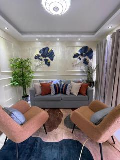 Luxurious and modern apartment - 9