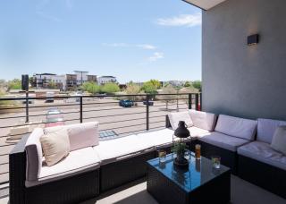 Chaparral - 2 Units - Jacuzzi - Heart of Old Town - 2