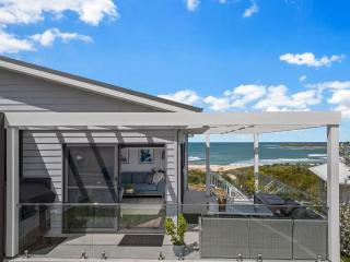 Beachfront Studio Surf Side - 0