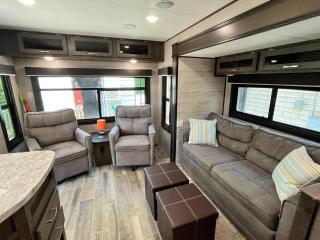 Comfortable 1BR RV for mid-to-long term stays - 8