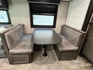 Comfortable 1BR RV for mid-to-long term stays - 6