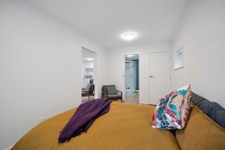 Cosy Studio Retreat - Wellington Holiday Home - 3