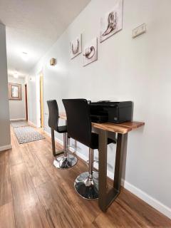 Western theme house in Fairbanks - 4