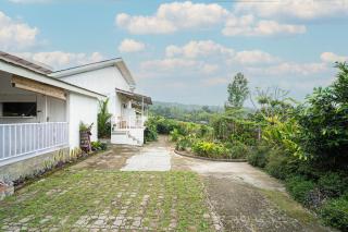 Santya Loka Lodge & Twin Waterfall - 1