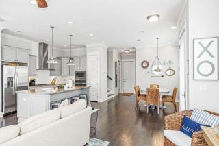 Prominence 30A - Lucky Old Sun - 9