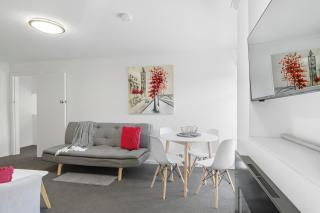 Charming Maning Ave - 2 Bedroom Unit in Sandy Bay - 1