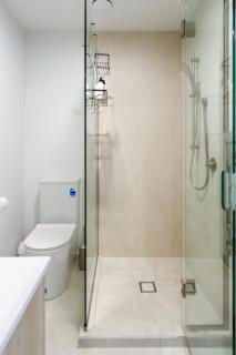 Kiwiana Gem Stylish Stay with Parking - 9