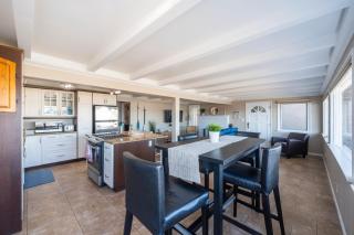 Waterfront Condos with Dock Access Near Sand Shops Balboa Fun Zone - 3